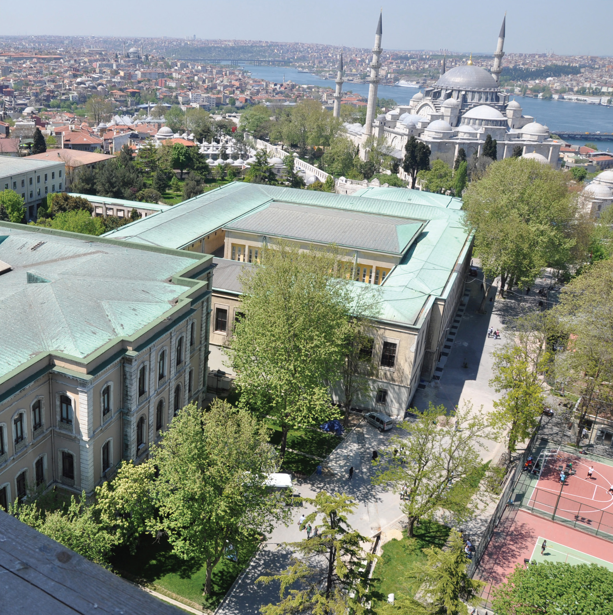 istanbul universitesi hukuk fakultesi